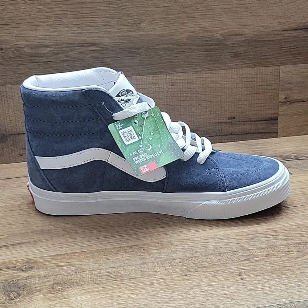 Van's SK8-Hi Brand new in the box authentic uper leather .
